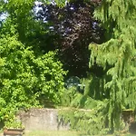 Ferme Sainte Marie Πανσιόν Rémilly